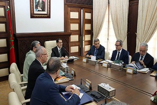 الحكومة تمدد حالة الطوارئ الصحية بالمغرب لحوالي أربعة أسابيع أخرى