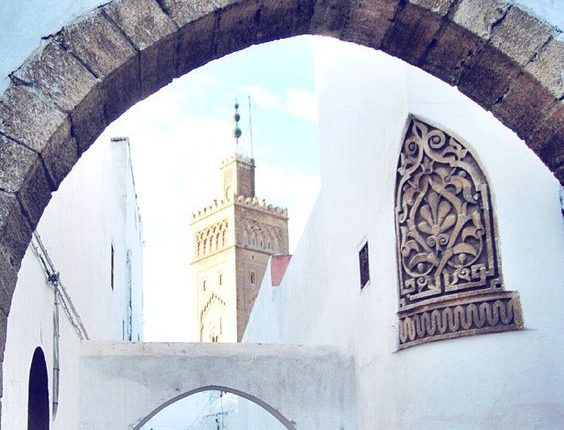 المسجد المحمدي بحي الأحباس بالدار البيضاء،رمزية الإسم وتفرد التاريخ