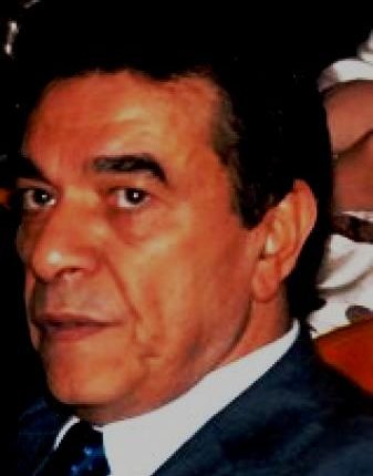 محمد الوفا حي يرزق، وخبر الوفاة يتعلق بإبن عمه الذي يحمل نفس الإسم واللقب