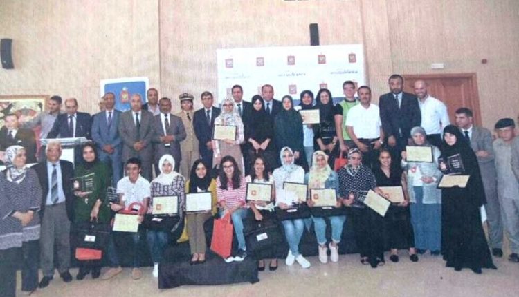 مجلس عمالة الدار البيضاء يحتفي بالمتفوقين في باكالوريا 2019