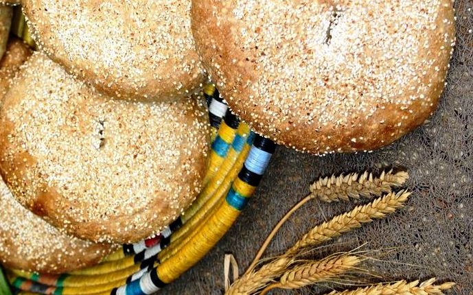 أرباب المطاحن يتبرعون بـــ 50 ألف قنطار من الدقيق والسميدة لفائدة المعوزين