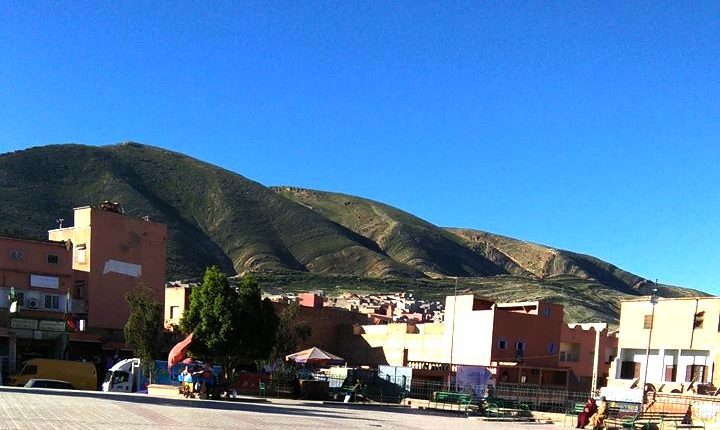 جهود جمعوية ومبادرات تضامنية بشيشاوة من أجل الوقاية من فيروس كورونا