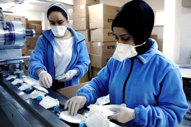 إنتاج وتوزيع أربعة ملايين كمامة وتوزيعها بالمجان على ساكنة جهة طنجة تطوان الحسيمة