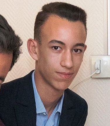 ولي العهد، الأمير مولاي الحسن، يجتاز امتحانات البكالوريا هذه السنة في مدينة الصخيرات