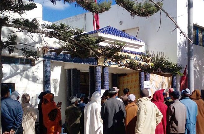 معركة شد الحبل مستمرة بين المعاهد والمدارس الخصوصية وأولياء التلاميذ بسبب أداء واجبات التمدرس