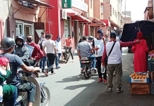 الجامعة الوطنية للتخيم تباشر حملة تحسيسية بمراكش ضد وباء كورونا (2)