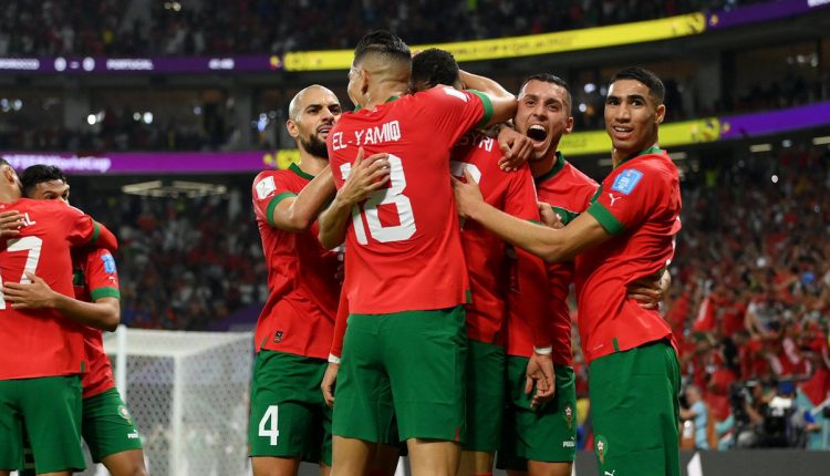 الصحافة الفرنسية تتخوف من هزيمة الديوكـ أمام تكتيكات أسود الأطلس