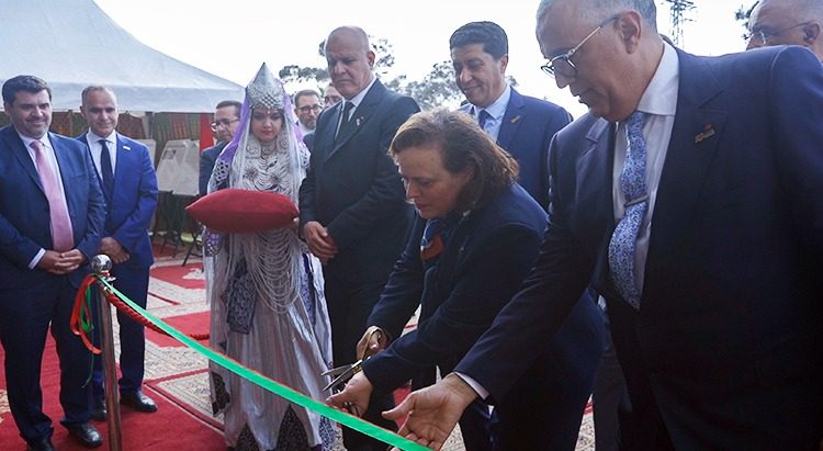 الوزيرة عواطف حيار، تدشن مركز للا أمينة لرعاية الأطفال بوجدة 