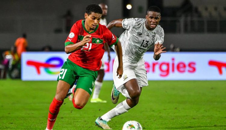 أسود الأطلس يغادرون منافسات كأس إفريقيا للأمم بعد خسارتهم أمام جنوب إفريقيا