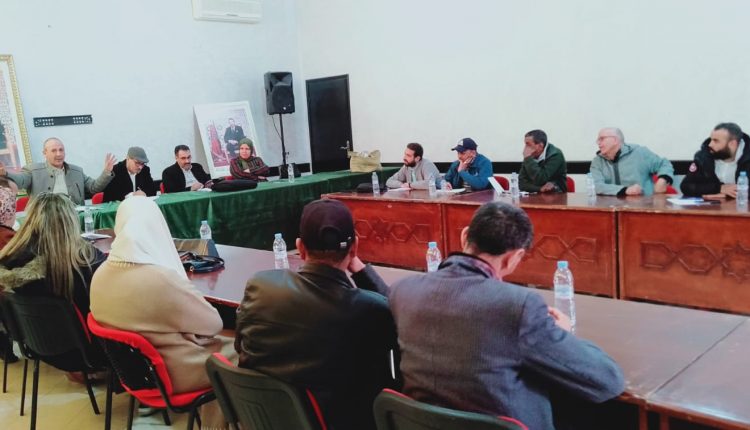 باحثون وأكاديميون يناقشون توثيق الثقافة الأمازيغية في ندوة علمية بأيت أورير (2)