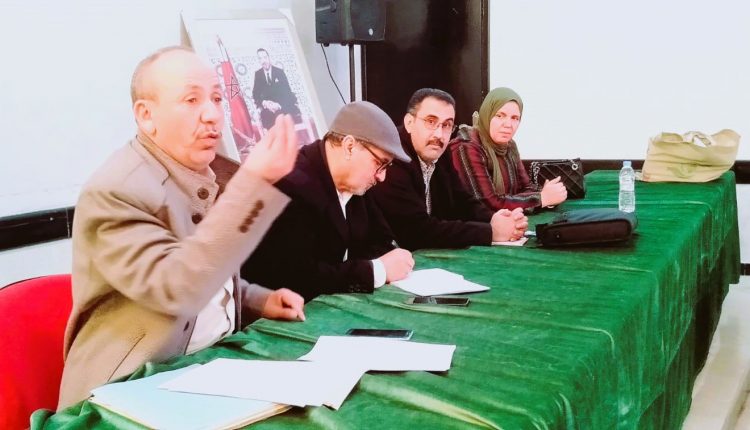 باحثون وأكاديميون يناقشون توثيق الثقافة الأمازيغية في ندوة علمية بأيت أورير (4)