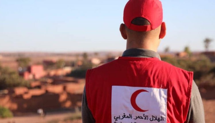 حقوقيون يطالبون بفتح تحقيق حول إبتزاز الأسر،ومنع سيارة للهلال الأحمر المغربي من نقل جثمان مواطن