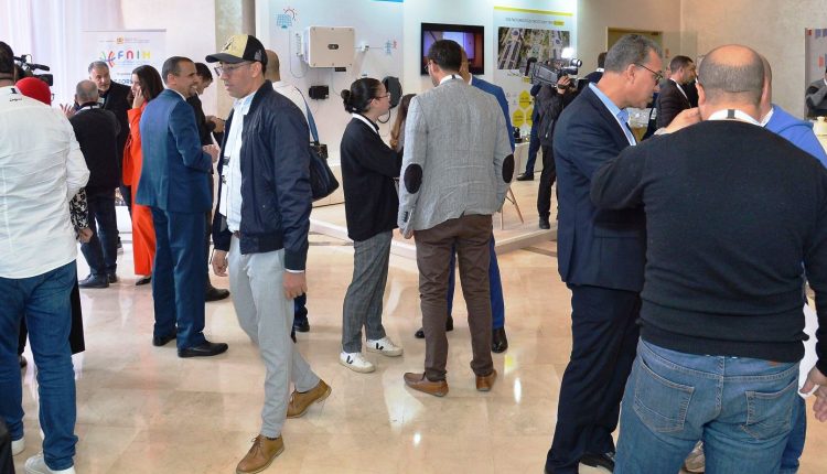 دعوات لتنويع آفاق صناعة السياحة وتقوية الاستثمار بمنتدى الصناعة الفندقية في مراكـــــــش 32