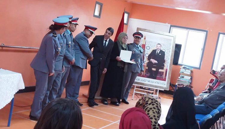 شواهد تقديرية وتثمين للمتألقين في الملتقى الاقليمي للمهن و المساعدة على التوجيه بالحوز (5)