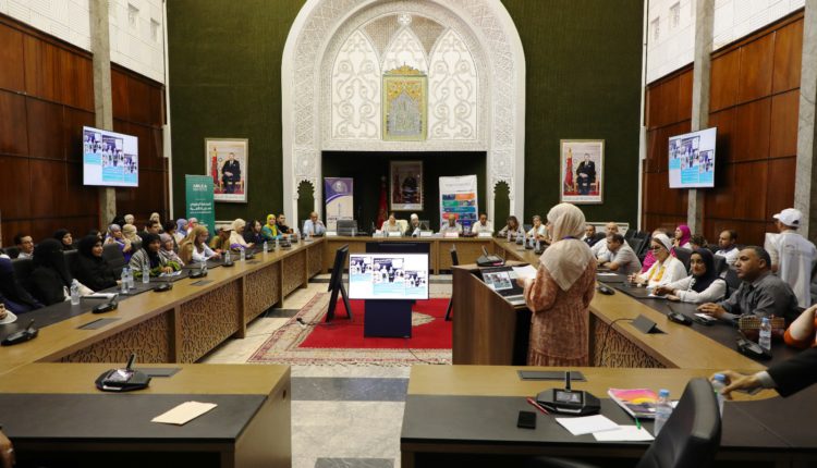لقاء تقييمي حول تعزيز القرائية بقصر بلدية مراكش  (4)
